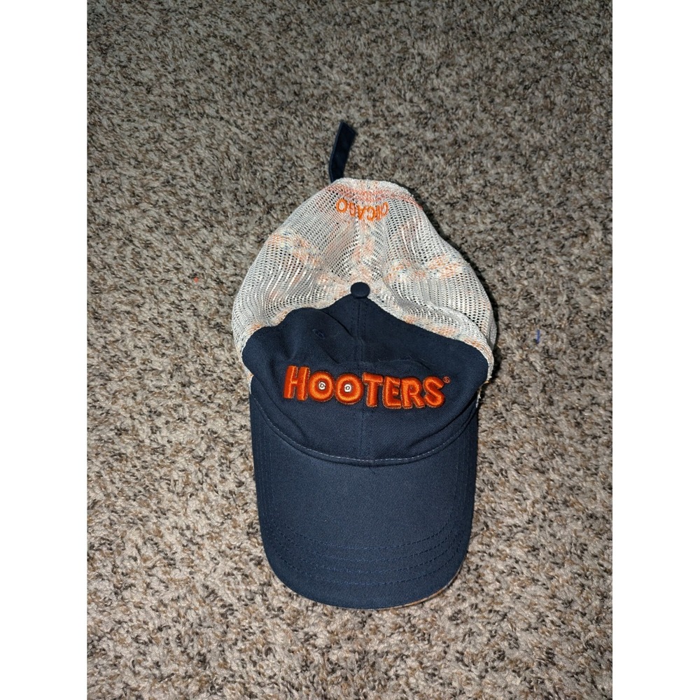 Hooters Chicago Strapback Hat‎ Women's OSFM Chicago Bears Colors